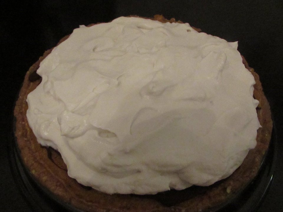 Toronto Nutritionist Janet Zdichavsky Pumpkin Coconut Cream Pie w Drizzled Chocolate + Walnut Crust 2